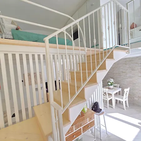 Grazy - Bright New With Terrace And Jacuzzi * Vico Equense