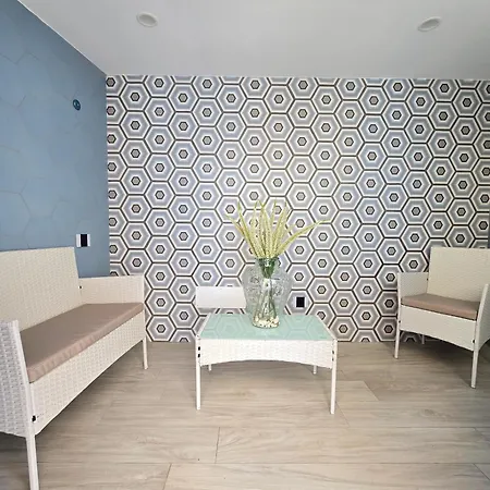 Feriehus Grazy - Bright New With Terrace And Jacuzzi
