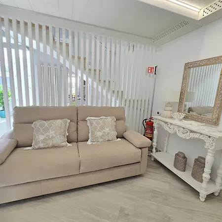 Grazy - Bright New With Terrace And Jacuzzi Vakantiehuis *