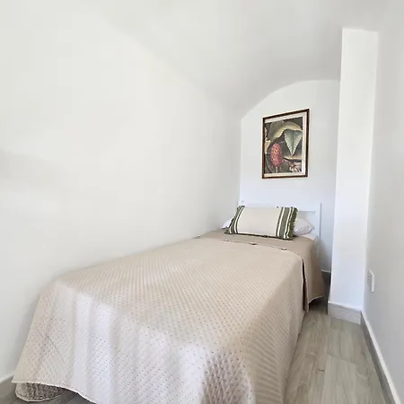Vakantiehuis Grazy - Bright New With Terrace And Jacuzzi *