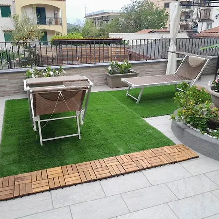 Grazy - Bright New With Terrace And Jacuzzi Vakantiehuis Vico Equense